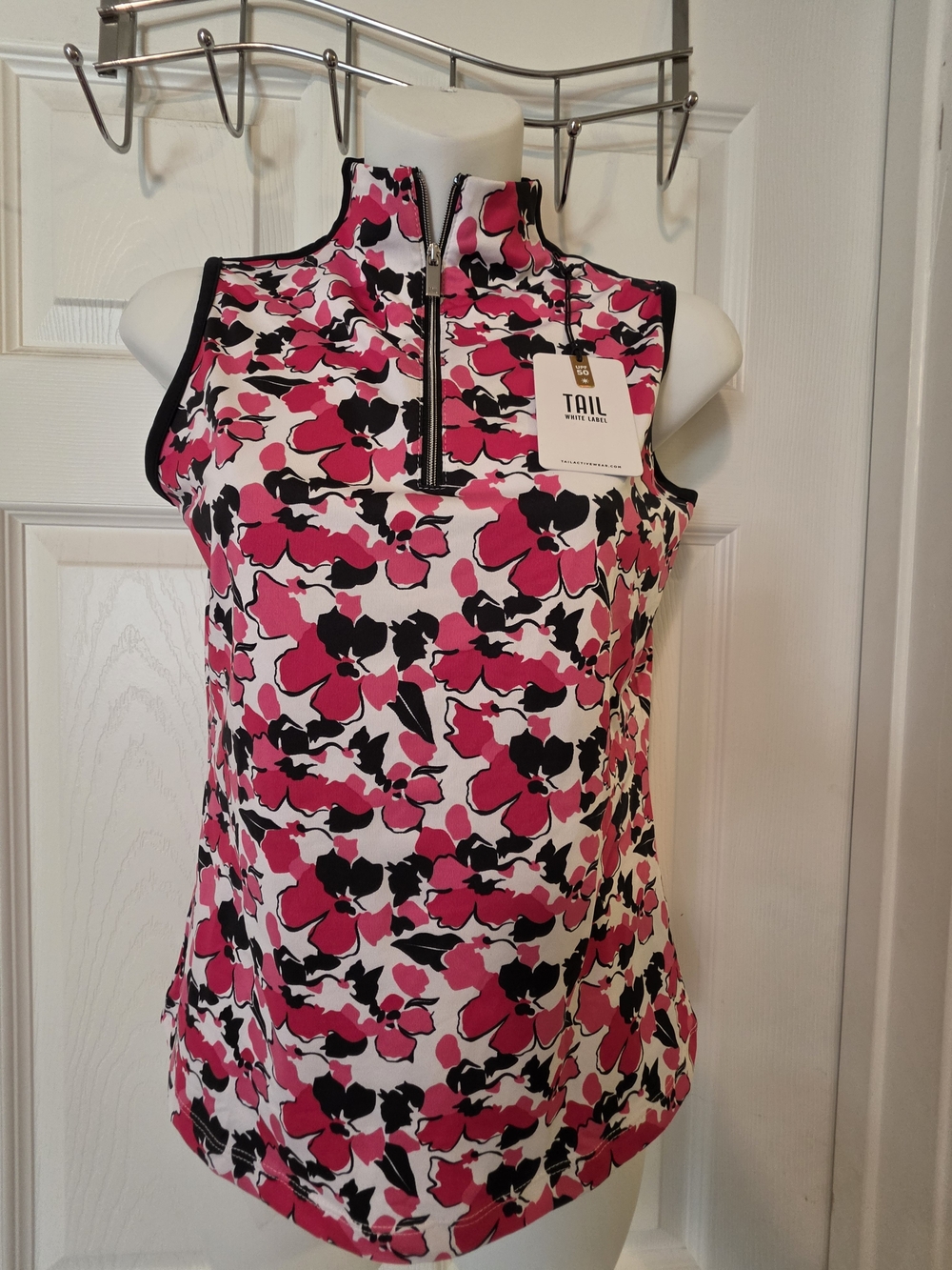 TAIL Women's Pink & Black Floral Zip-Front Sleeveless Golf Tank Size XS